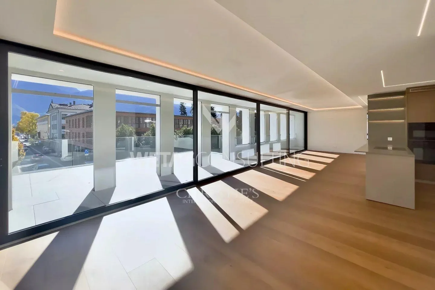 Appartamento moderno e di alta qualità di 3,5 locali con terrazza ad Ascona in vendita - Foto 3 di 10
