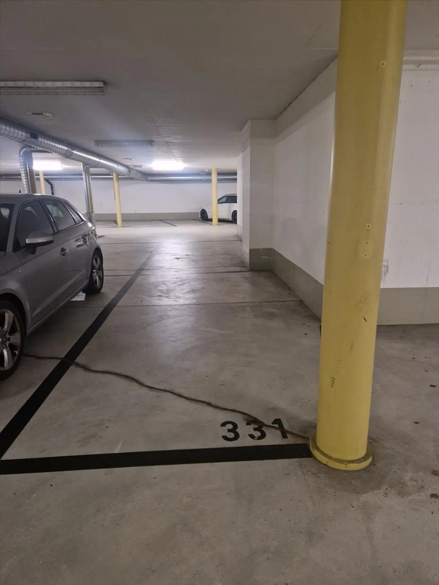 Parking space for rent in a central location! - Photo 2 of 2