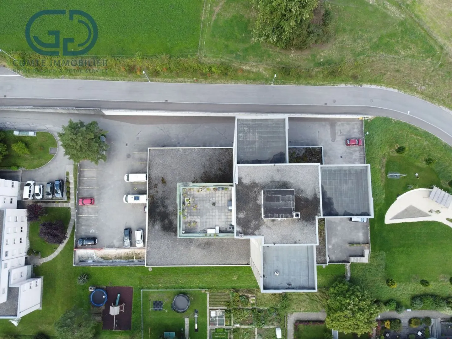 Ampio e luminoso appartamento di 4,5 stanze con balcone - Foto 9 di 9