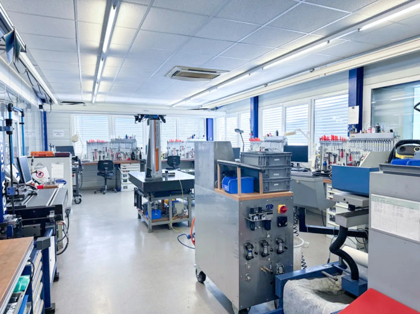 TOP POSTO DI LAVORO IN UNA POSIZIONE IDEALE - Foto 3 di 8