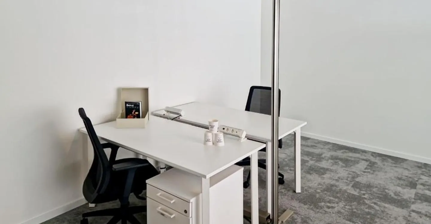Office space for 3 in Spaces Z.ONE - Photo 3 of 10