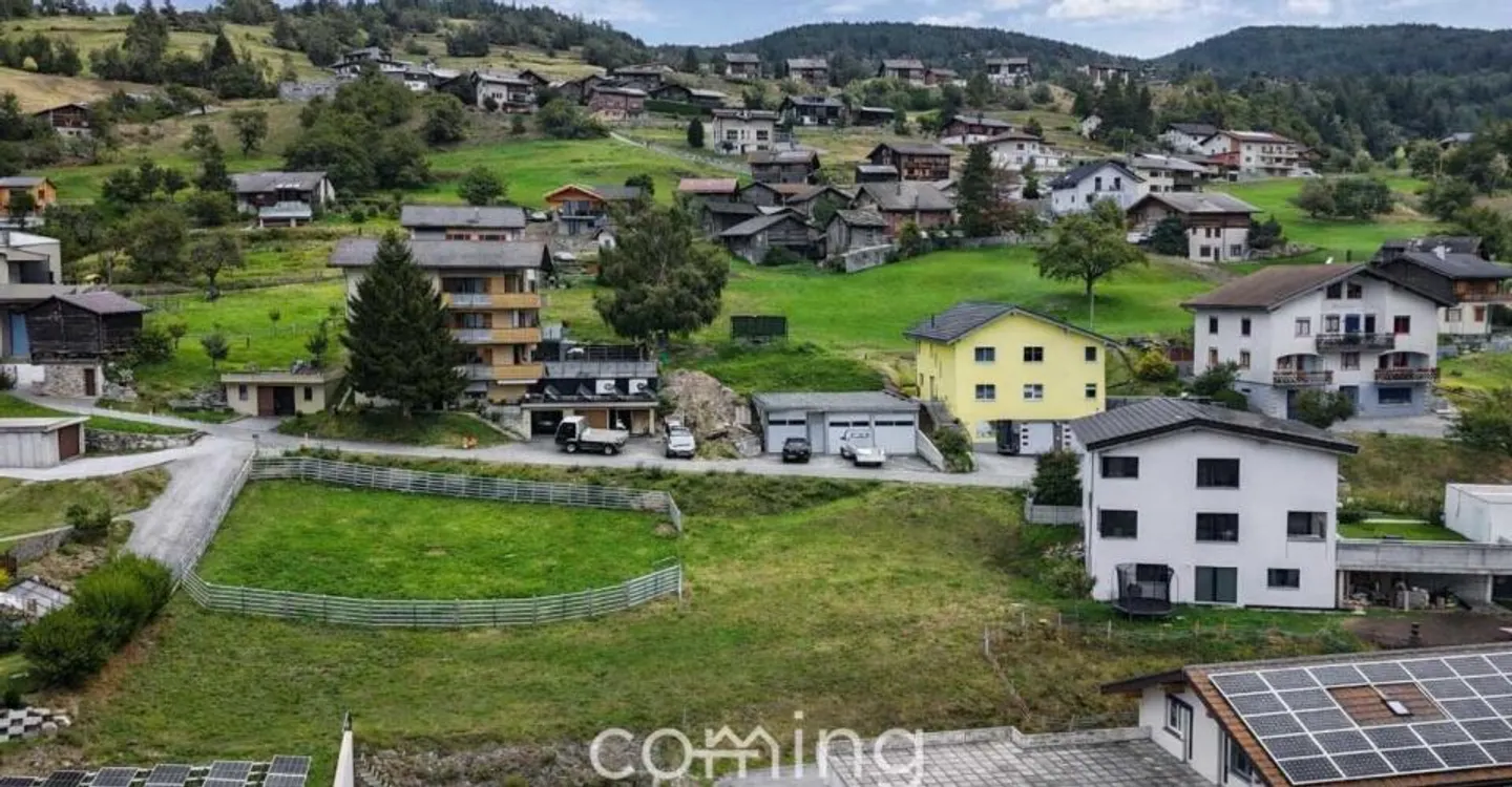 Attractive building plot in Bürchen with magnificent mountain views - Photo 1 of 4