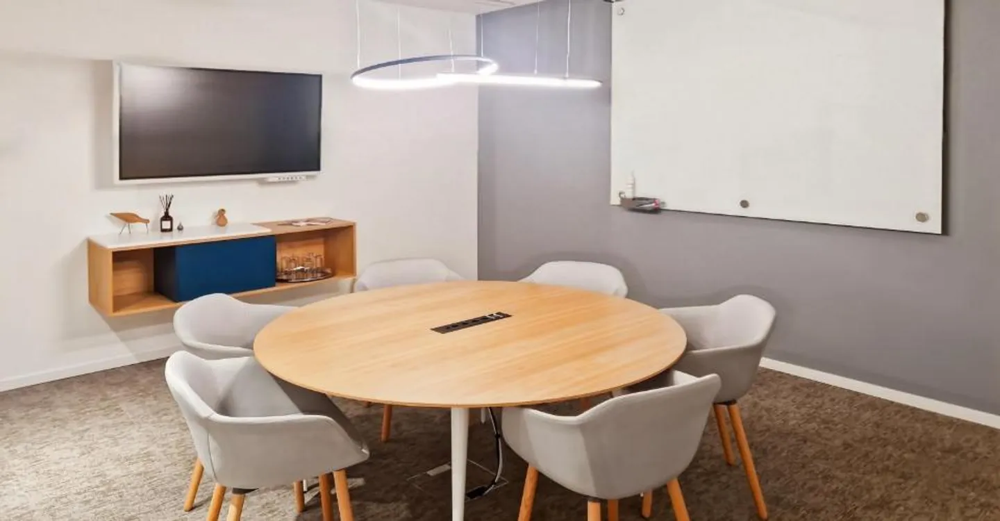 Office space for 3 in Spaces Z.ONE - Photo 7 of 10