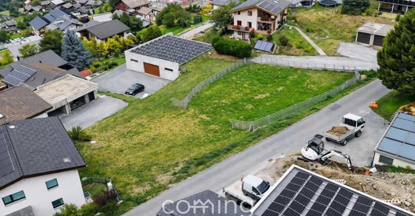 Attractive building plot in Bürchen with magnificent mountain views - Photo 3 of 4