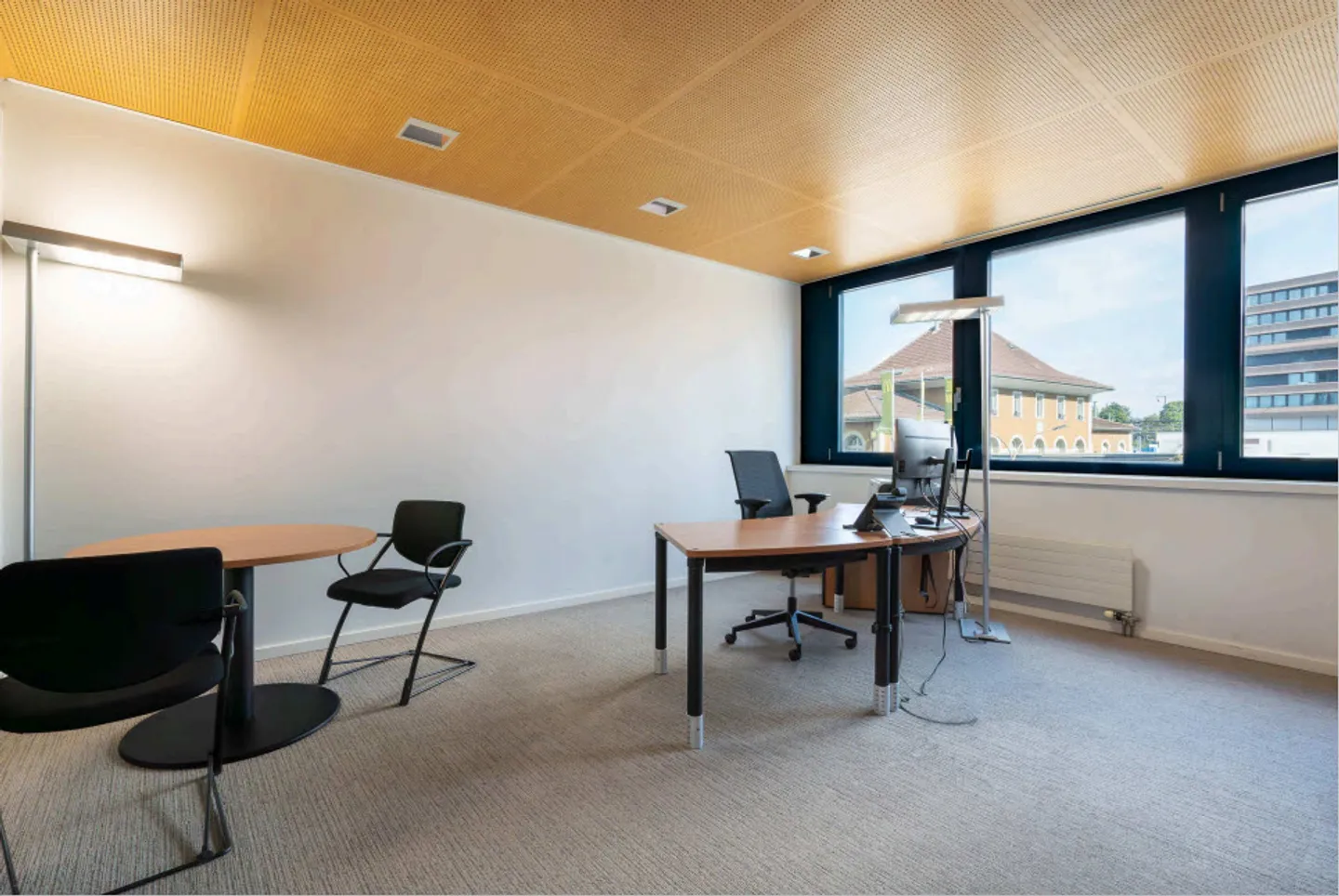 Commerce - Photo 7 of 10