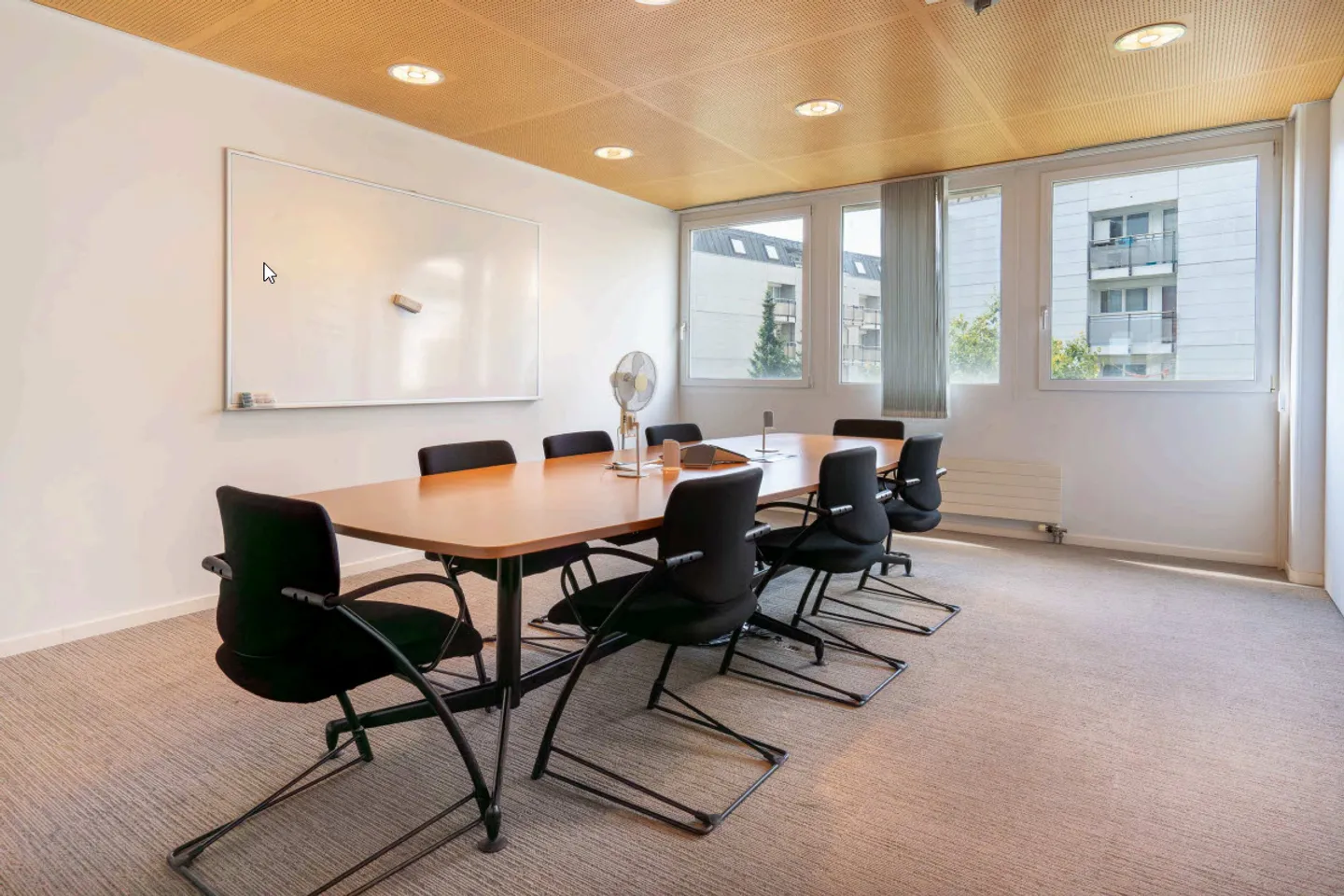 Commerce - Photo 8 of 10