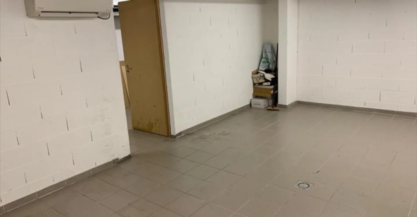 Immeuble mixte à louer - Photo 4 sur 4