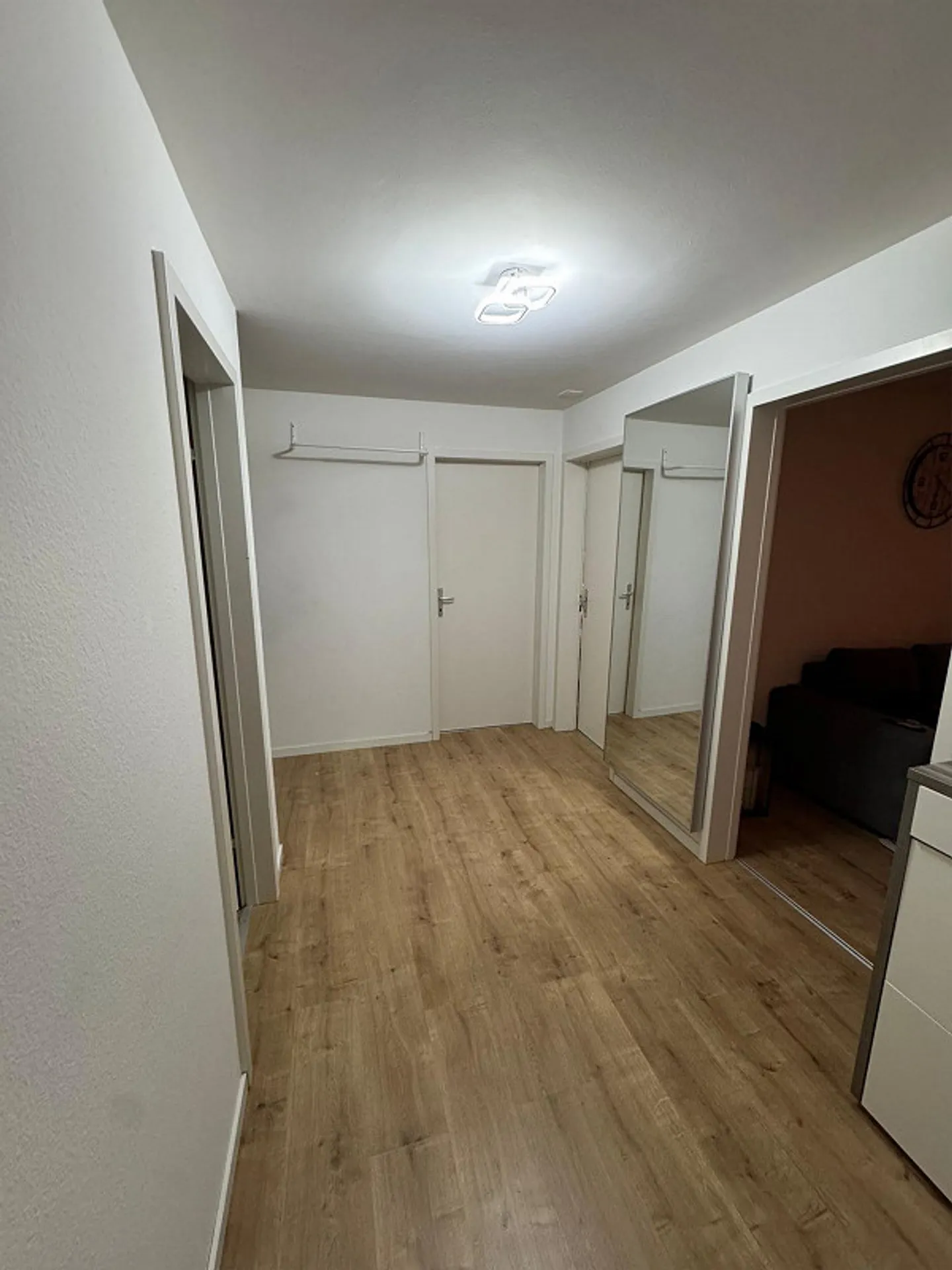 Bright 3.5-room apartment with balcony directly in Weinfelden - ideal for couples - Photo 4 of 5