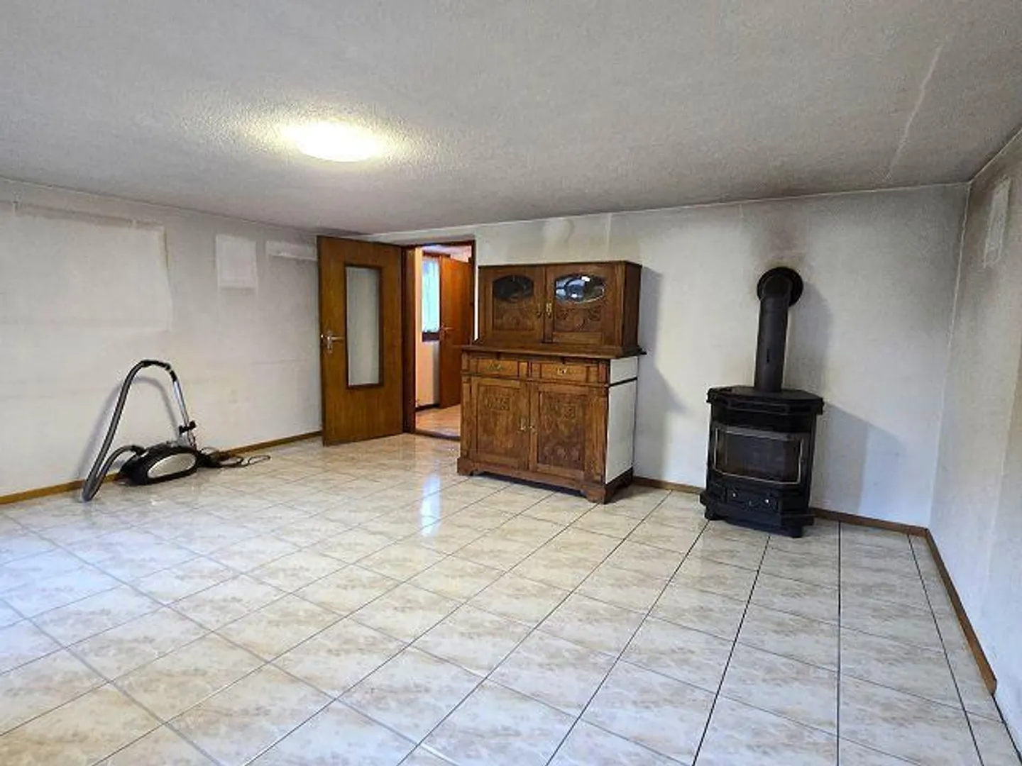 Maison de village 4 1/2 pièces avec jardin dans un emplacement très beau / C... - Photo 3 sur 36