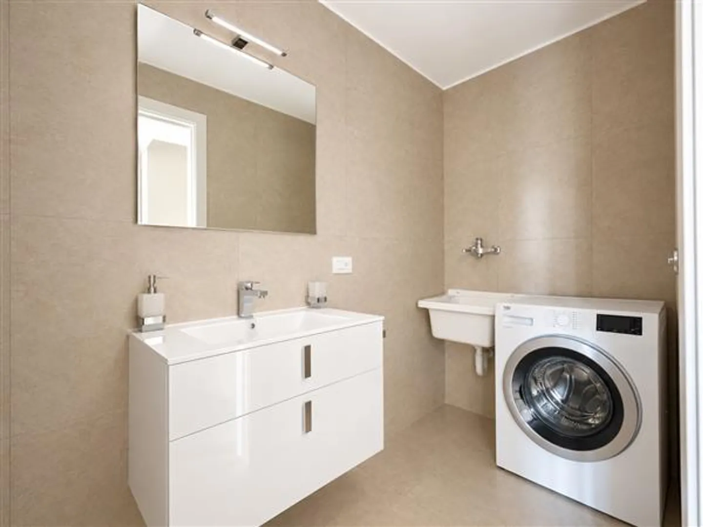 Pregassona : Appartement 4.5 pièces - Photo 4 sur 7