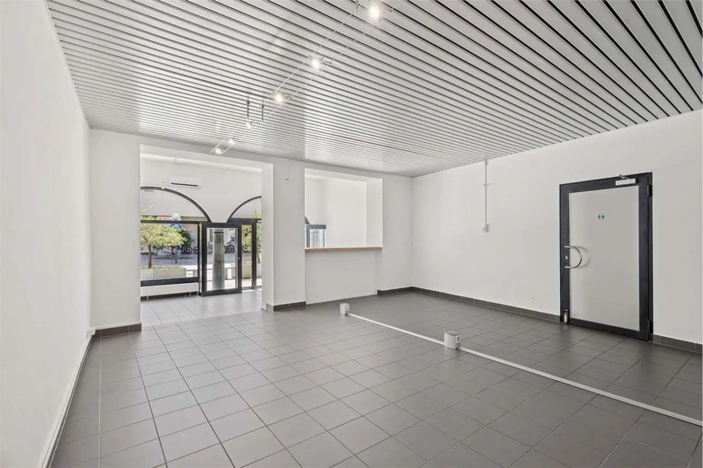 Spazio commerciale esclusivo a Bellinzona - Foto 1 di 8