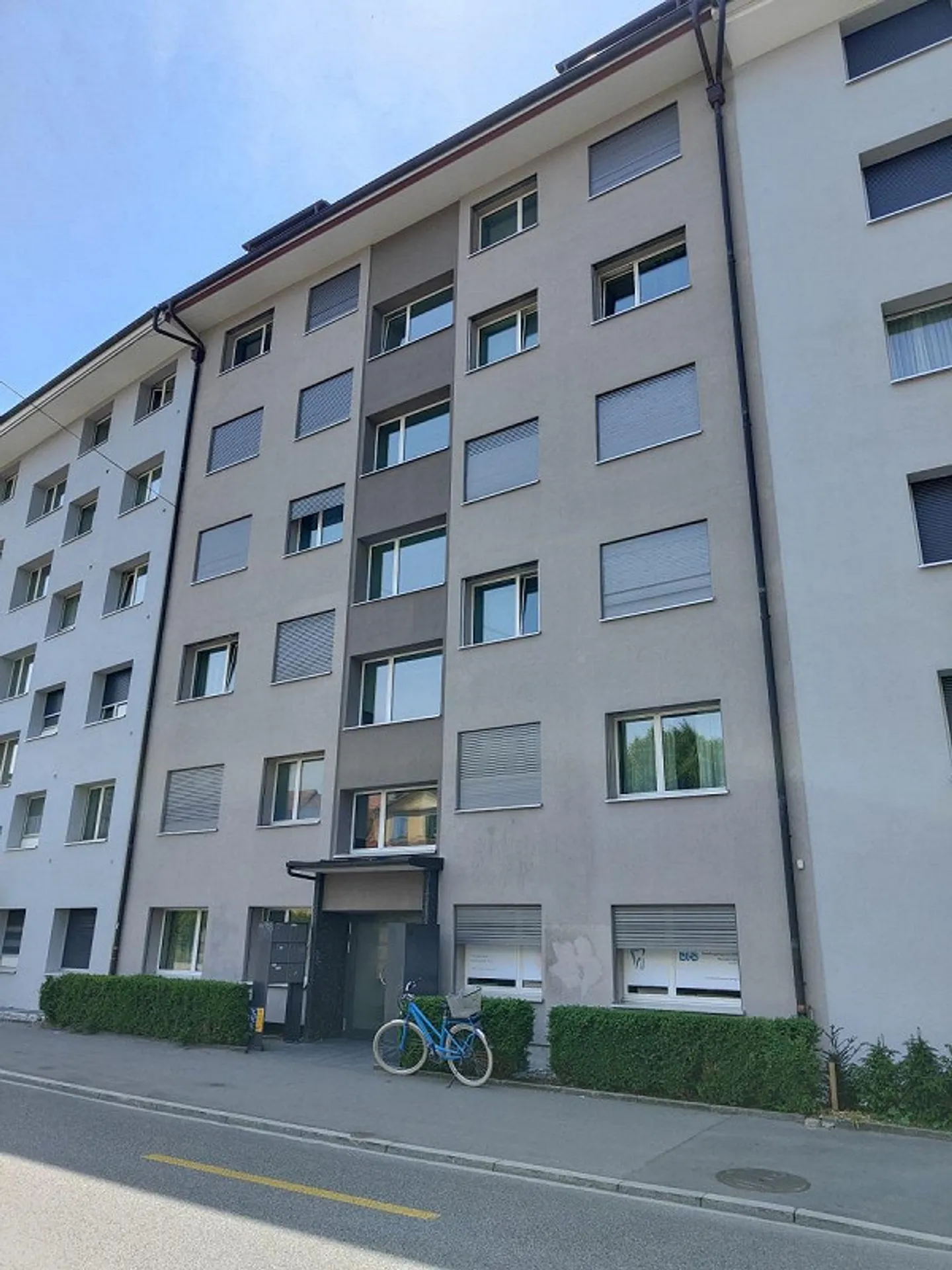 Moderne Wohnung am Eigerplatz - Foto 1 von 8