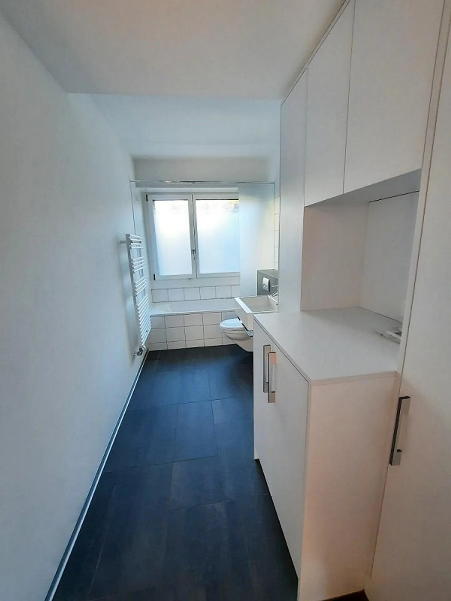 Moderne Wohnung am Eigerplatz - Foto 5 von 8