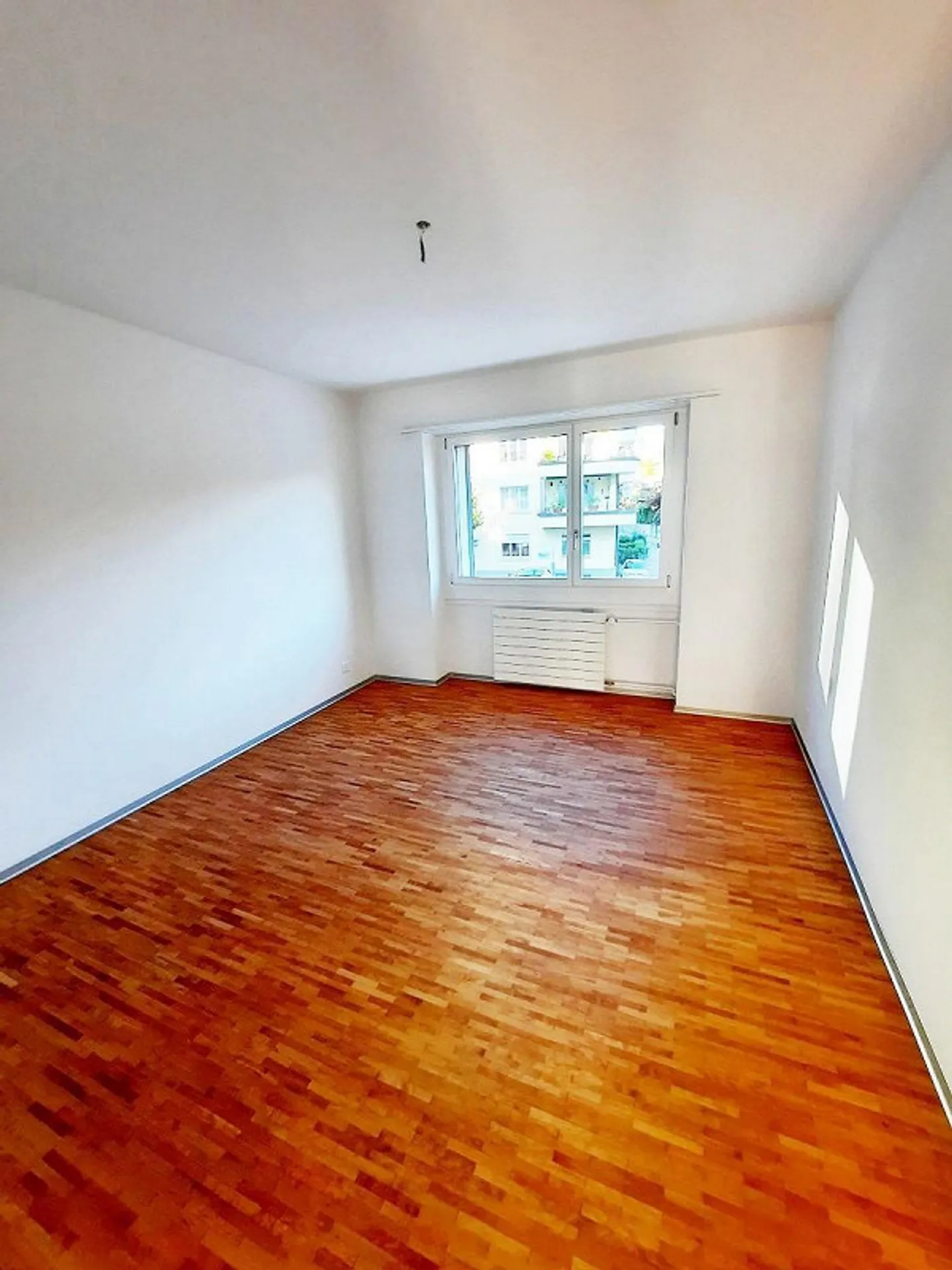 Moderne Wohnung am Eigerplatz - Foto 7 von 8