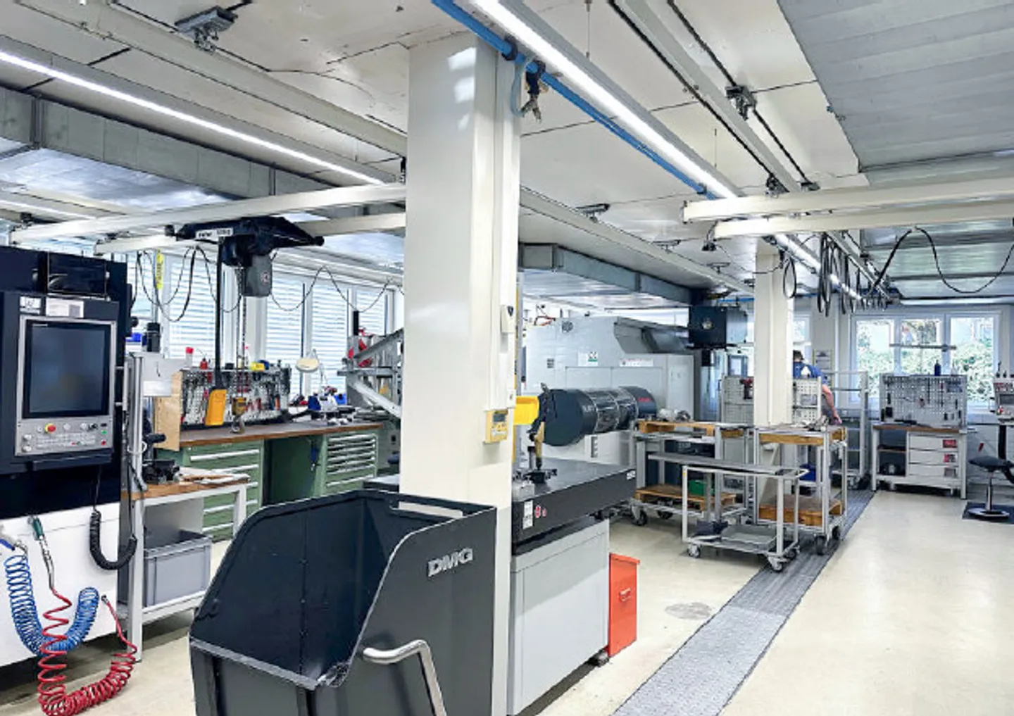 ALTO STANDARD IN UNA POSIZIONE CENTRALE - Foto 3 di 8