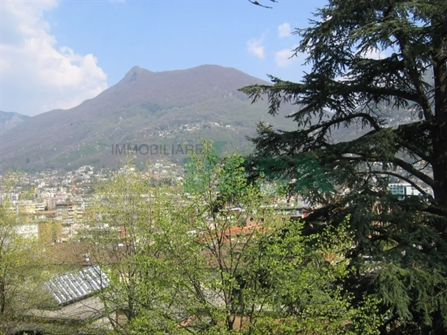 Duplex elegante e luminoso di 6,5 stanze in una posizione esclusiva - Foto 8 di 11