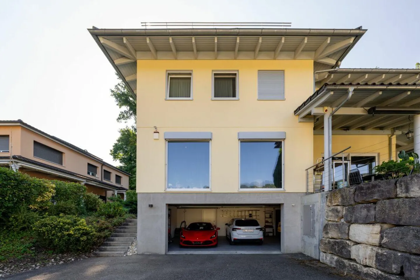 Casa unifamiliare moderna con standard Minergie-P, impianto fotovoltaico e giardino spazioso - Foto 5 di 23