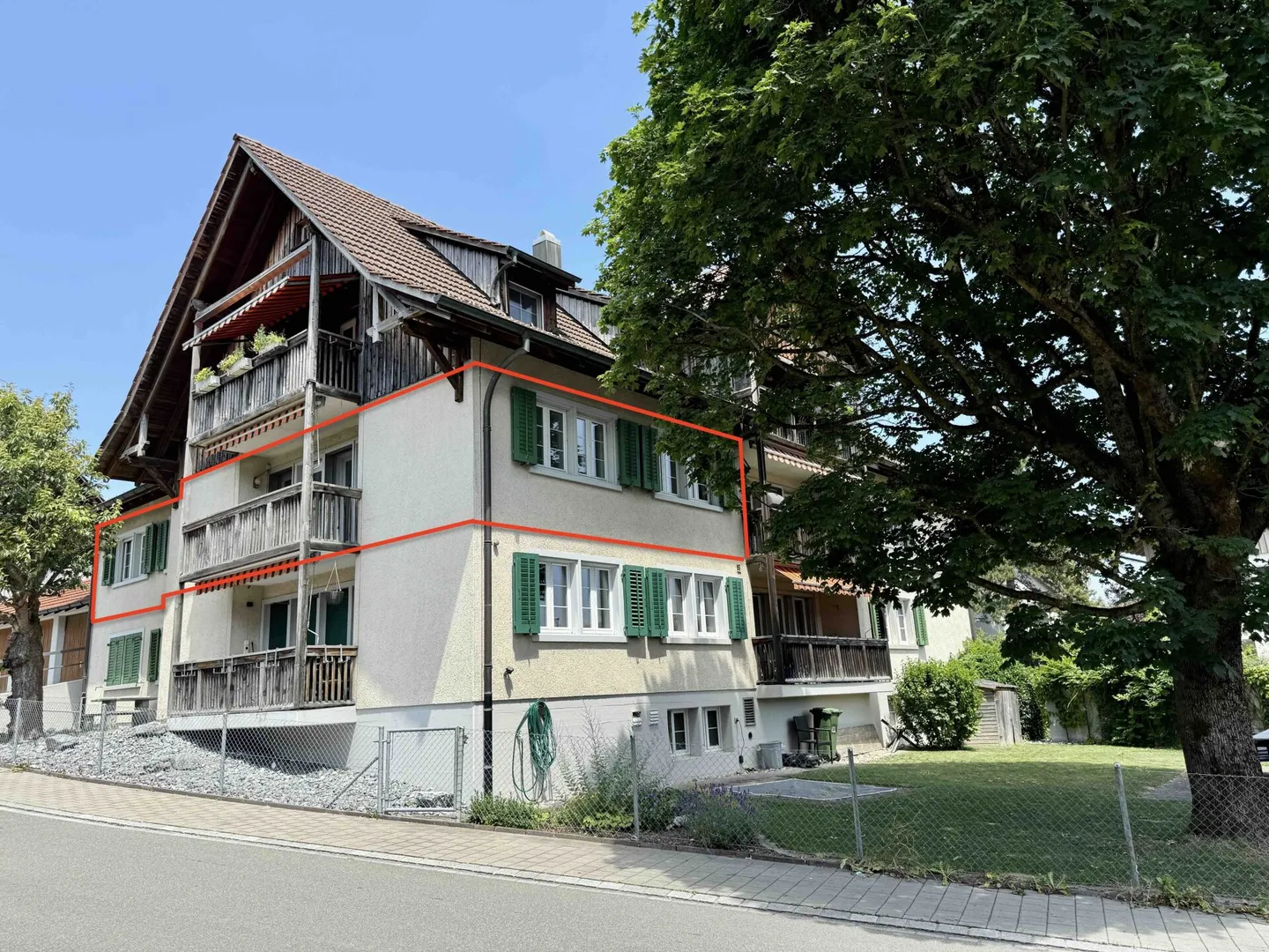 Appartamento 5.5 stanze nel centro del villaggio di Zihlschlacht - Foto 1 di 11