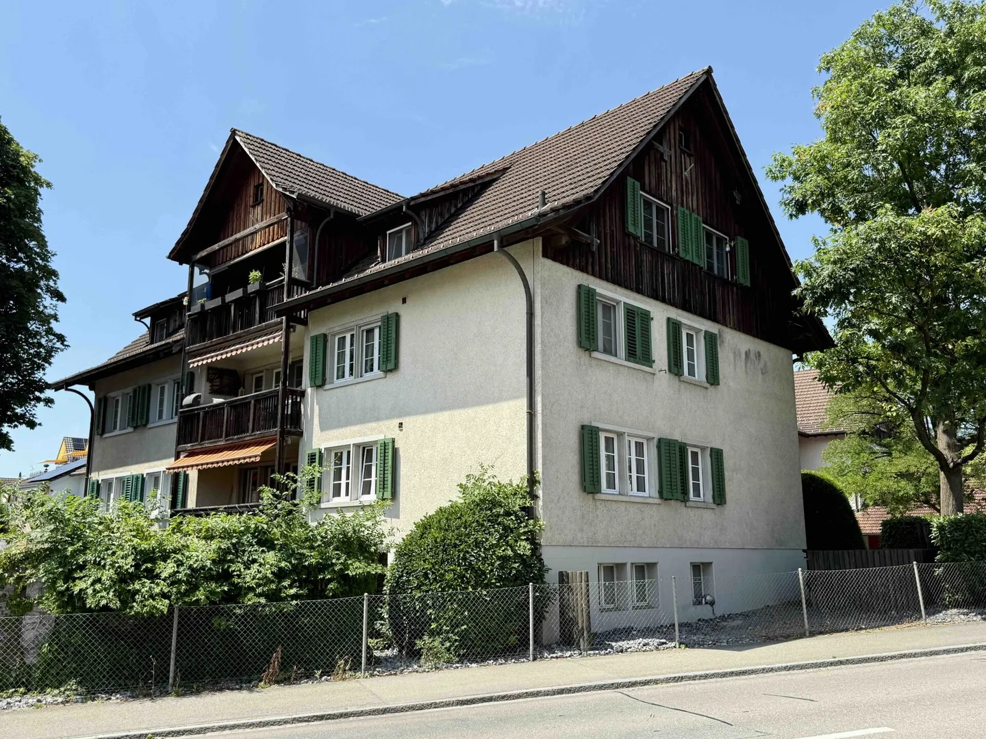 Appartamento 5.5 stanze nel centro del villaggio di Zihlschlacht - Foto 2 di 11