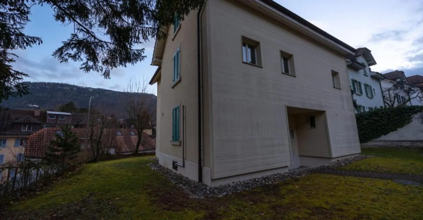 Wohngebäude in Moutier - Foto 4 von 15