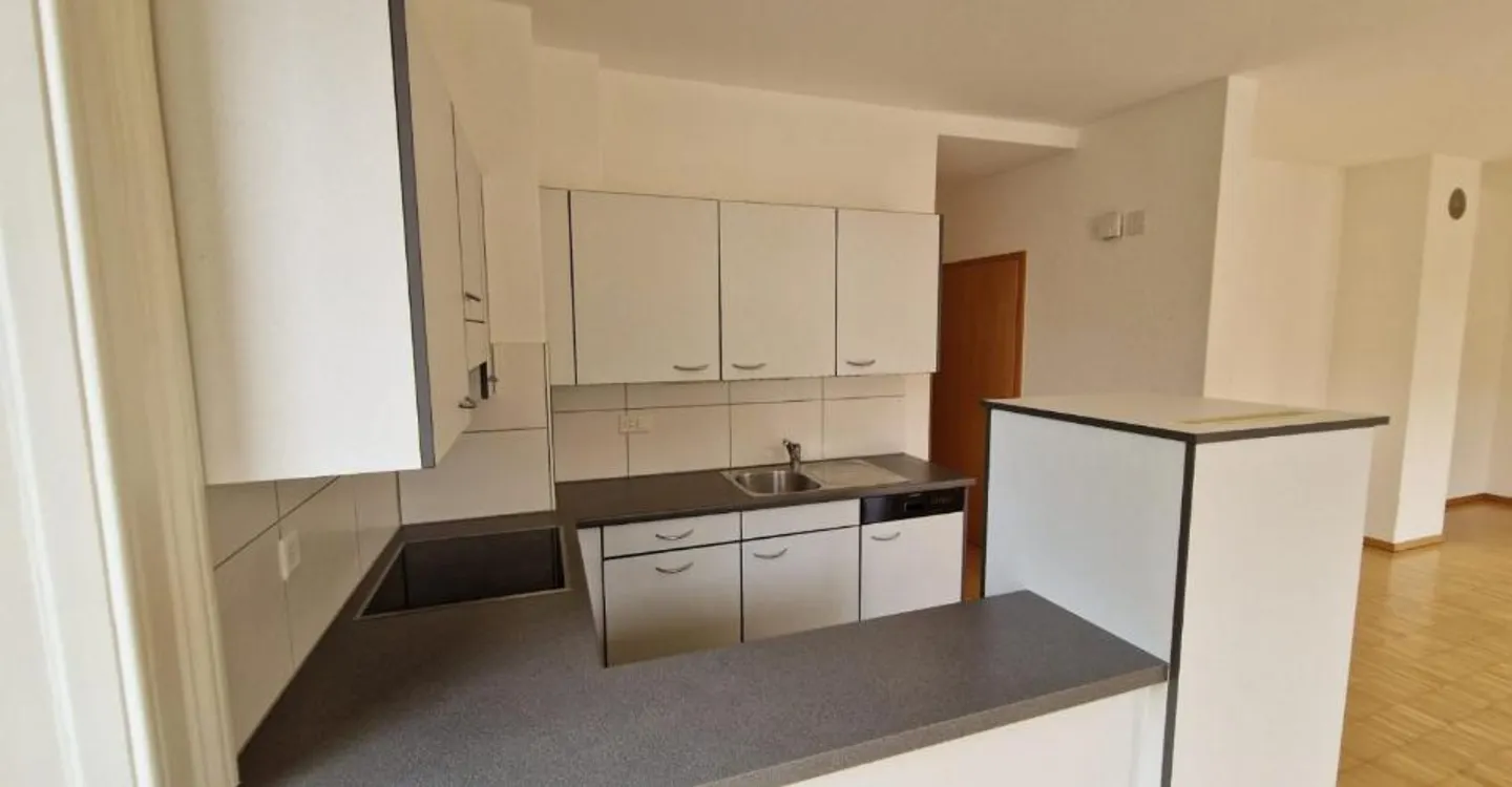 Wohngebäude in Moutier - Foto 6 von 15