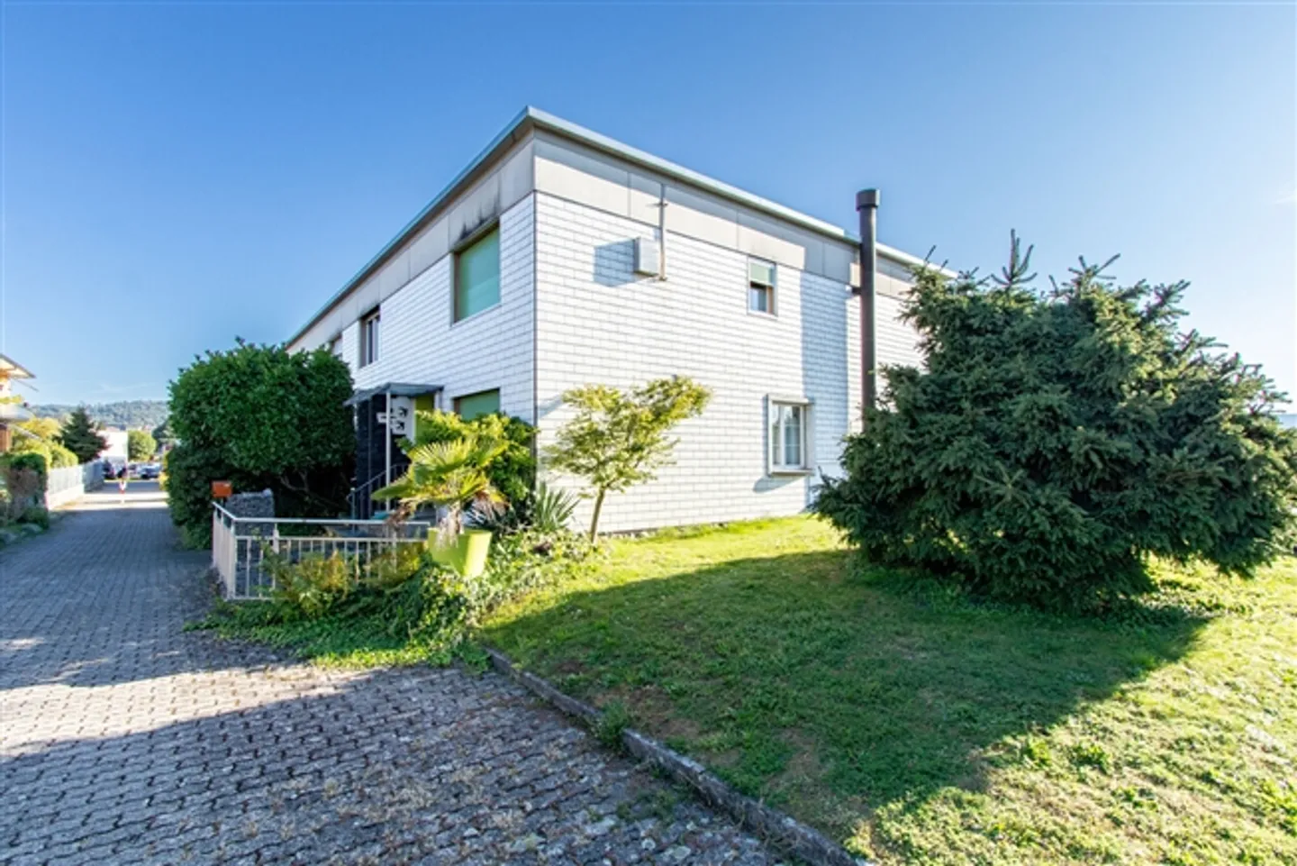 Casa a schiera di 3,5 stanze con potenziale e vista sul verde - Foto 3 di 17