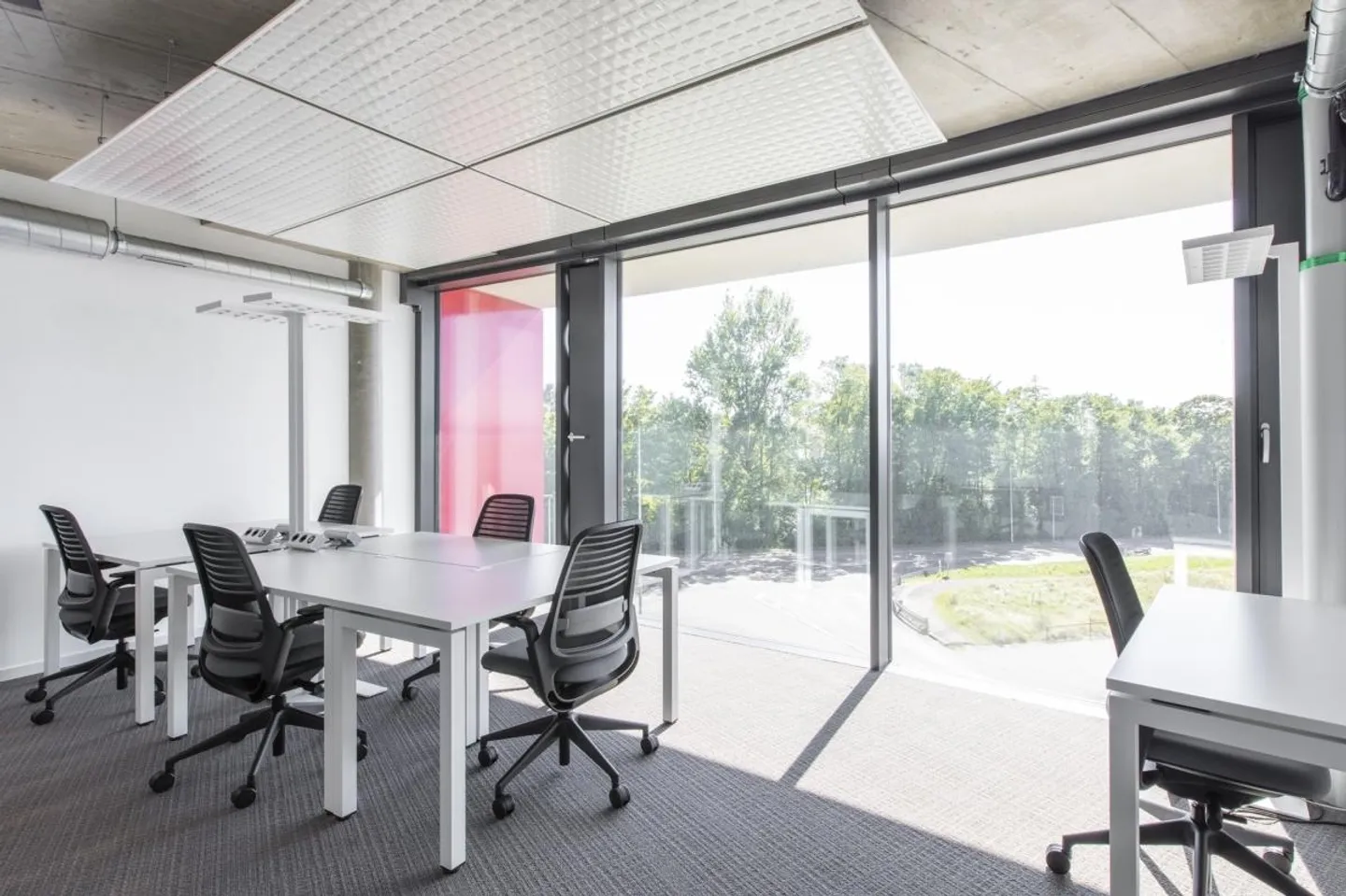 Spazio ufficio privato per 3 persone presso Regus Morges - Foto 4 di 9