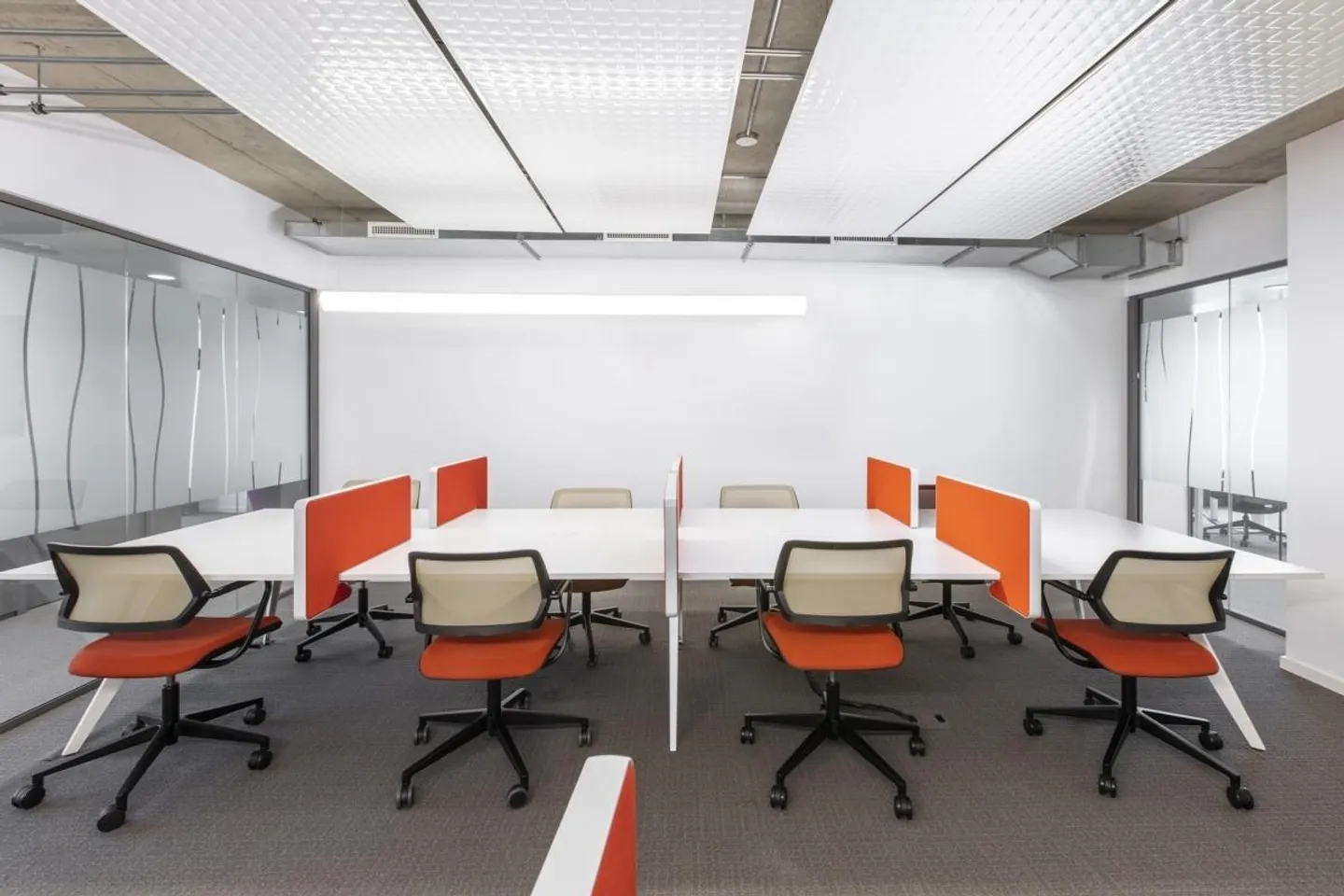 Spazio ufficio privato per 3 persone presso Regus Morges - Foto 8 di 9