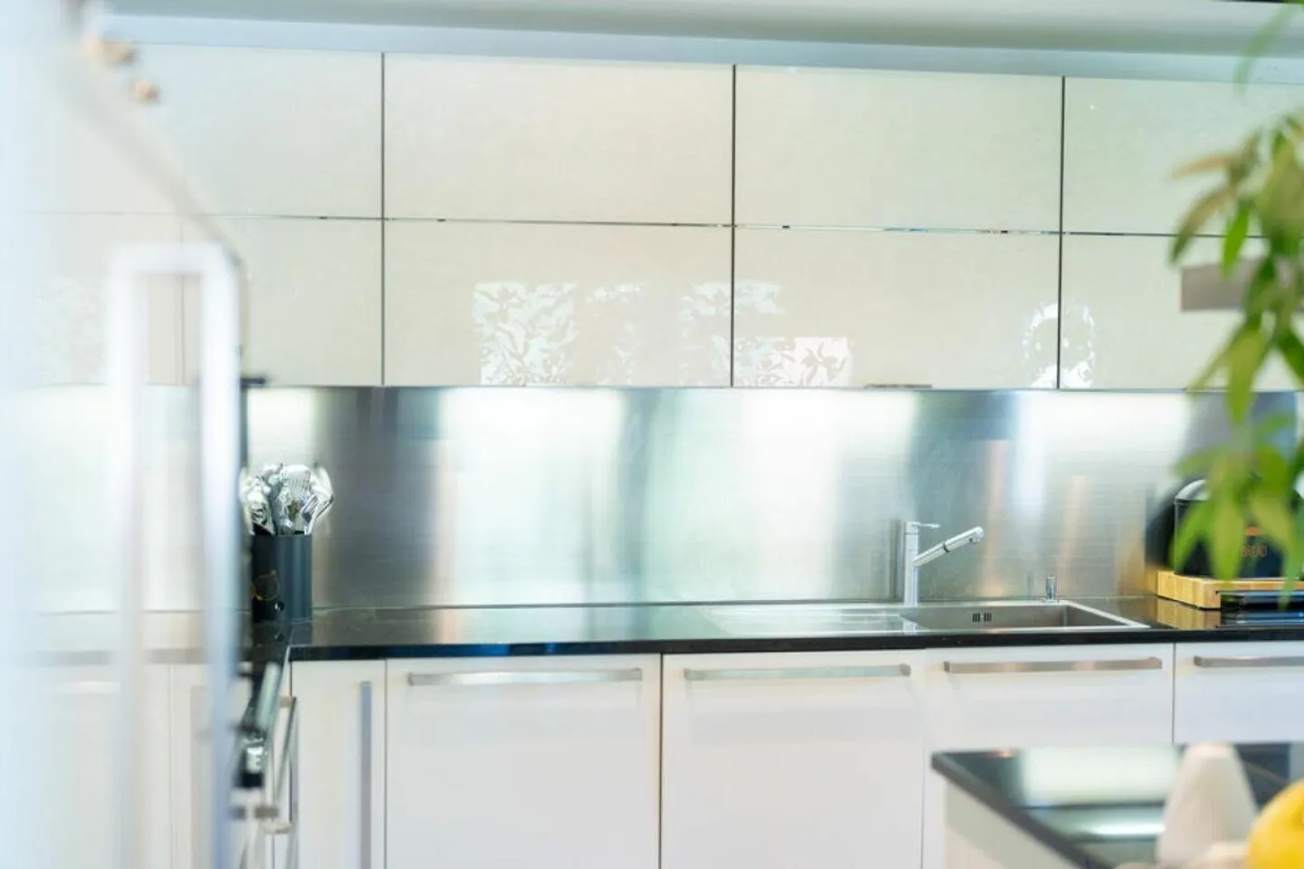 Casa unifamiliare moderna con standard Minergie-P, impianto fotovoltaico e giardino spazioso - Foto 14 di 23