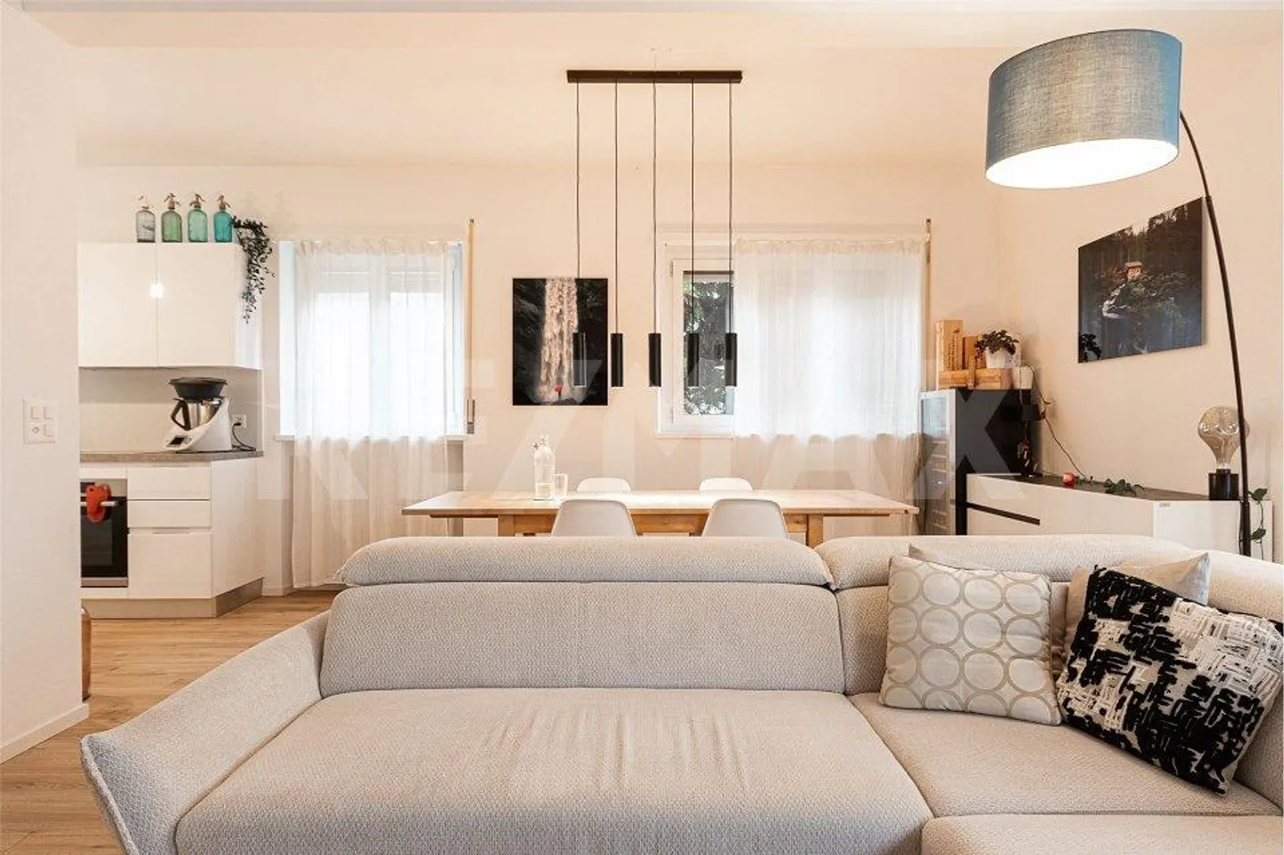 Casa bifamiliare ristrutturata - Foto 10 di 12