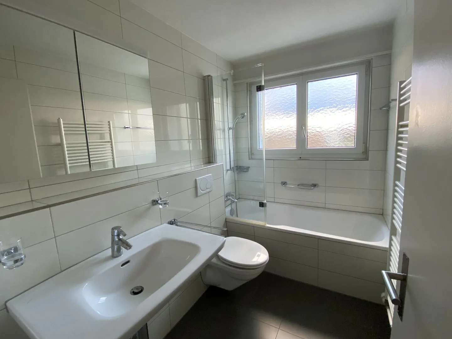Contemporaneo, accogliente, nel verde - Appartamento 3 locali con carattere - Foto 5 di 7