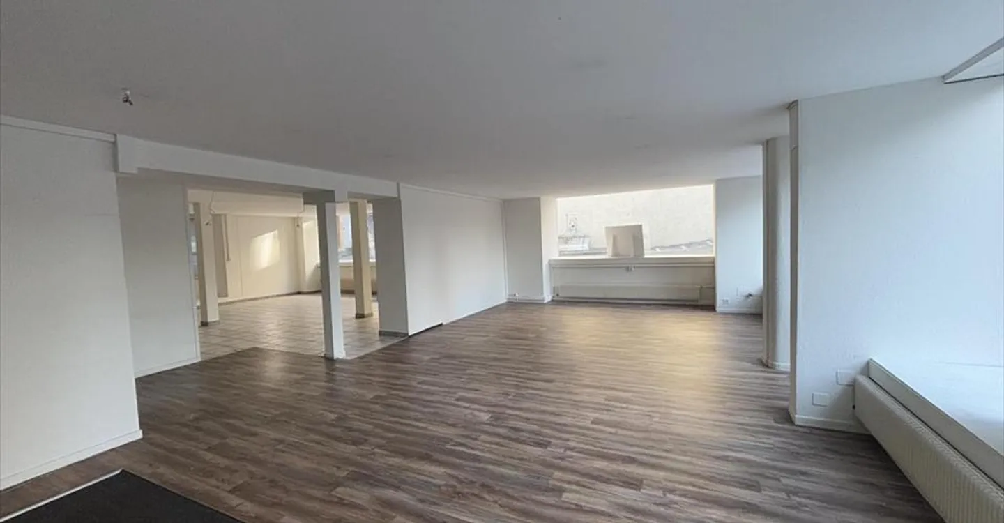 Mischgenutztes Gebäude mieten - Foto 5 von 10