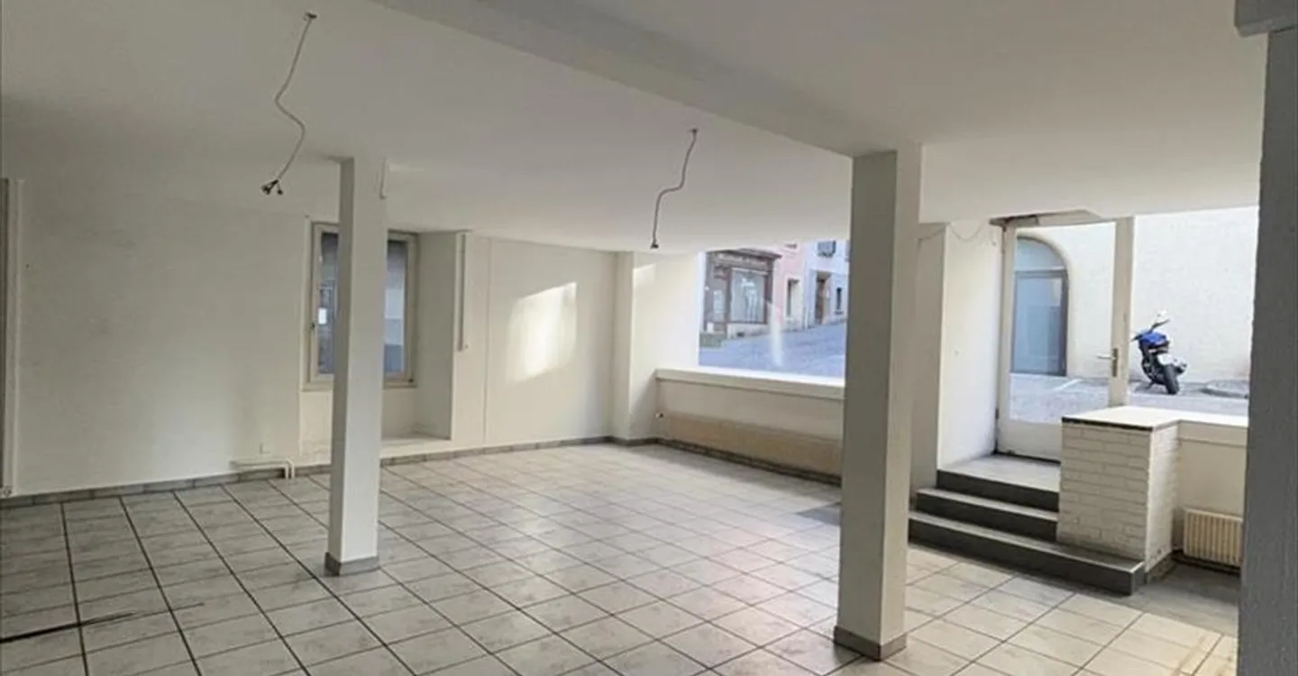 Mischgenutztes Gebäude mieten - Foto 8 von 10