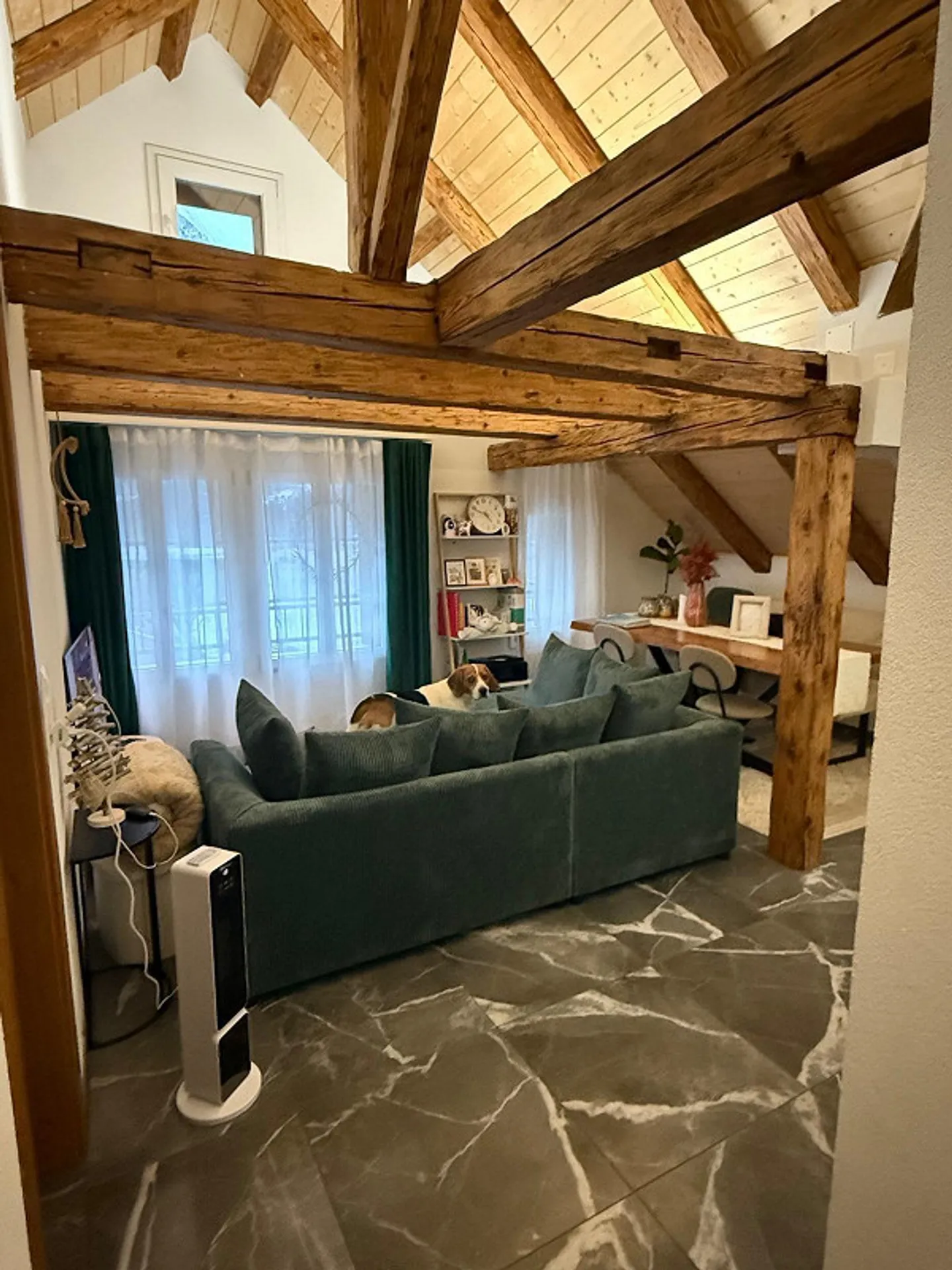 Appartement sous les combles de 3,5 pièces à louer à Silenen - Photo 4 sur 6