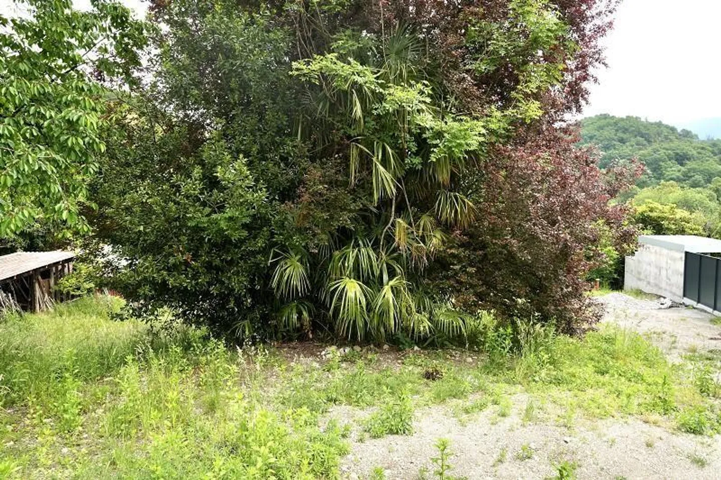 Terreno di 570 m2 in una posizione tranquilla e soleggiata con vista - Foto 4 di 13