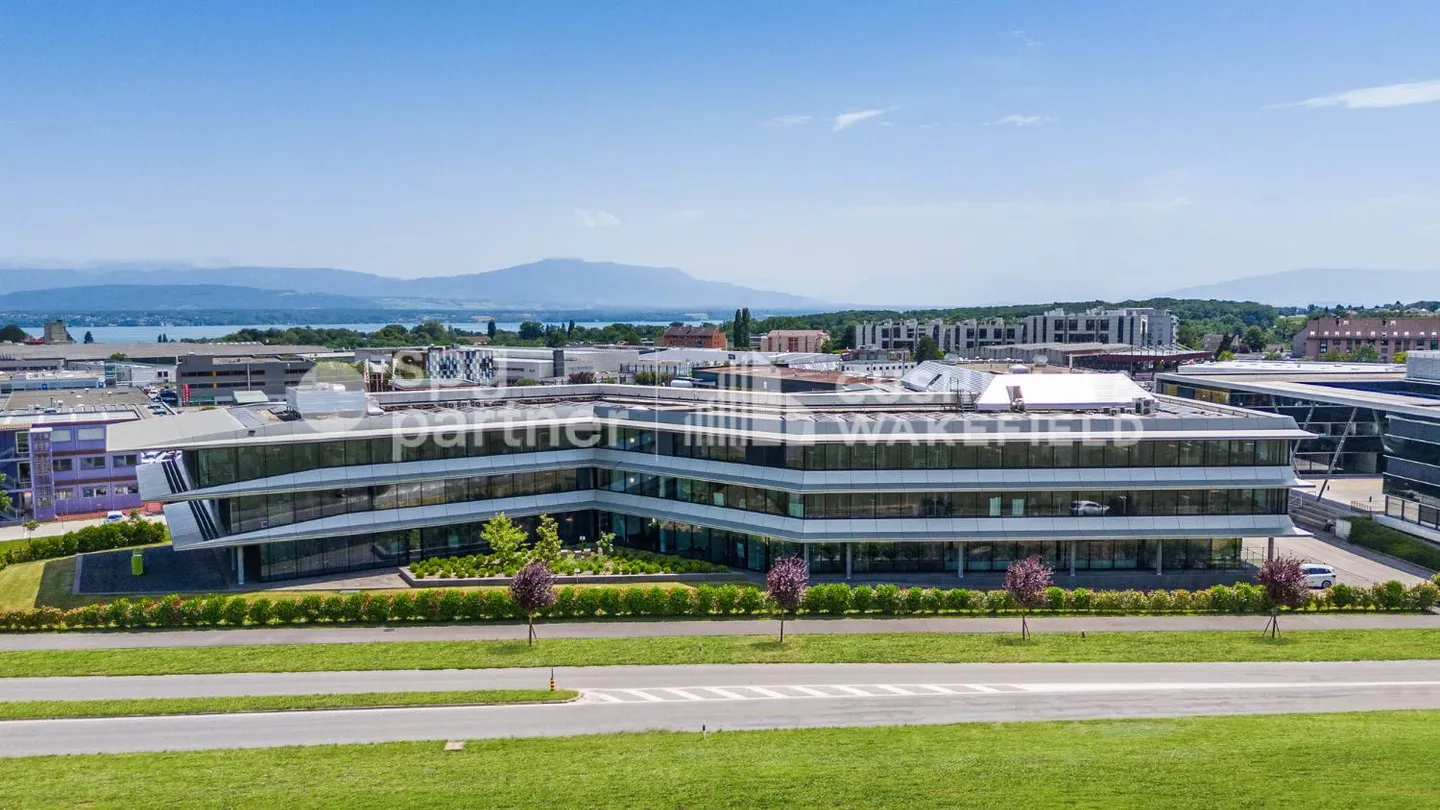 Bureaux de classe premium de 245 m² au cœur du parc Terre Bonne, l'adresse stratégique de la région Léman-Arc - Photo 10 sur 13