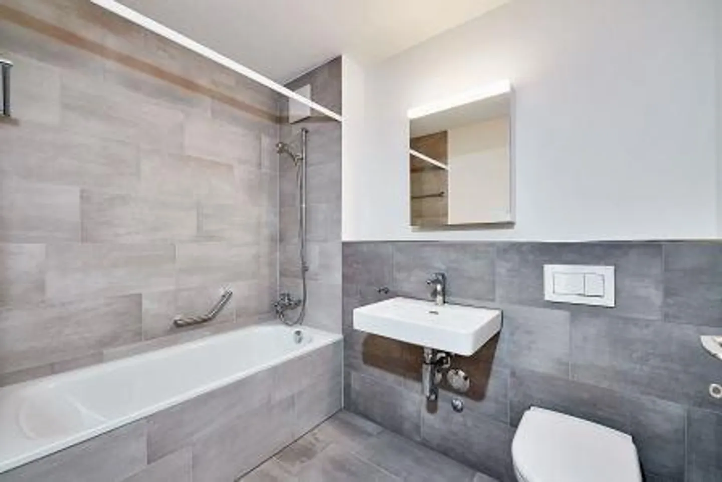 Appartamento moderno con bella terrazza! - Foto 6 di 8