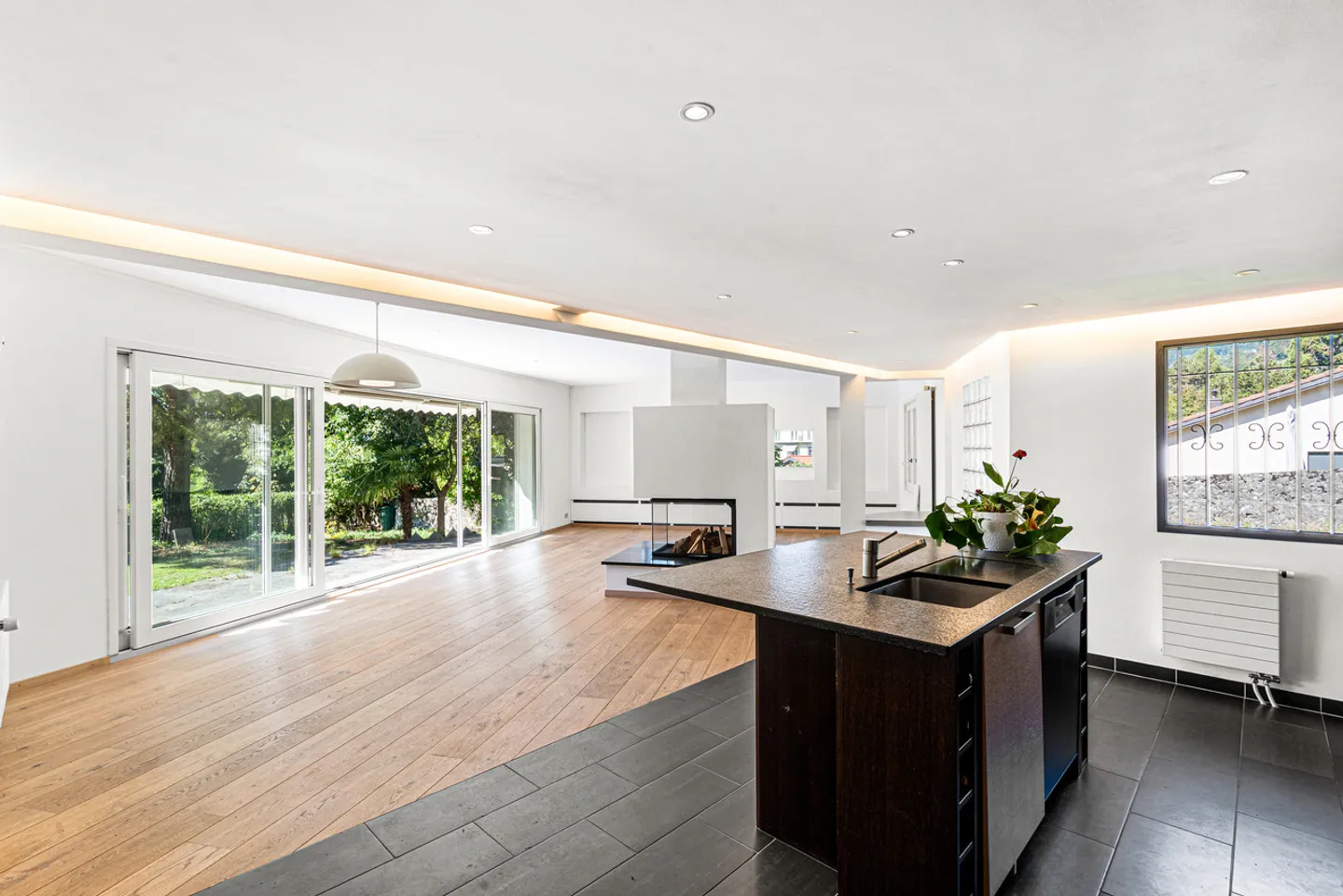 Un petit coin de vacances permanent à Villeneuve ! - Photo 2 sur 12