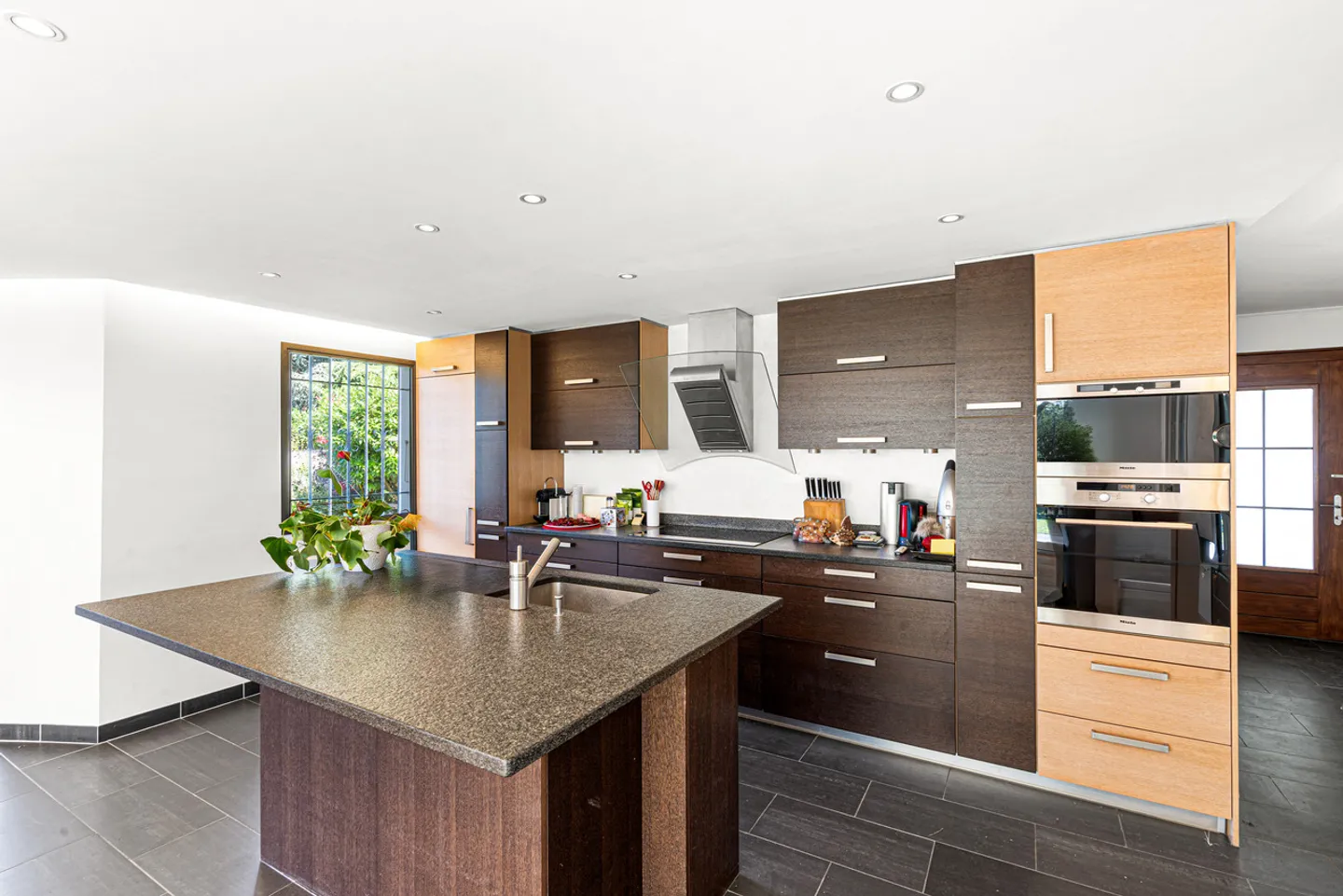 Un petit coin de vacances permanent à Villeneuve ! - Photo 3 sur 12