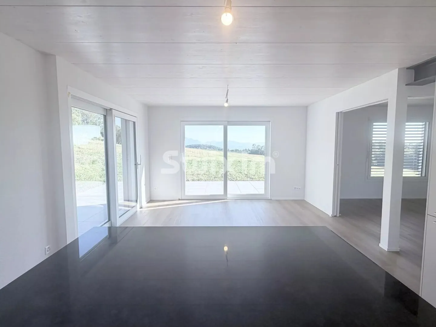 Maison semi-détachée spacieuse - Photo 6 sur 8