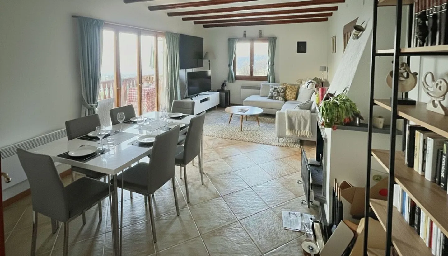 Bella casa familiare a St-Légier con vista sul lago - Foto 6 di 13