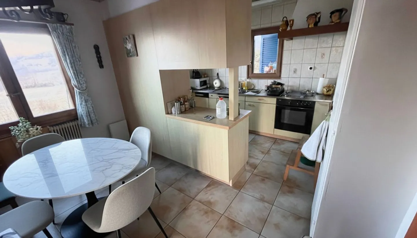 Bella casa familiare a St-Légier con vista sul lago - Foto 7 di 13