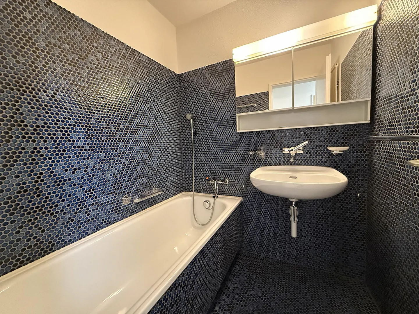 3.5-room apartment with garden seating area - Photo 9 of 10