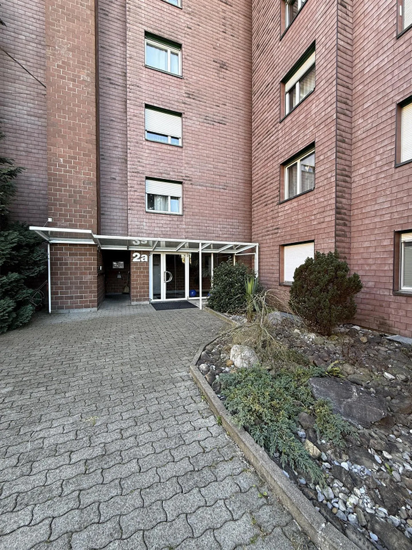 3.5-room apartment with garden seating area - Photo 2 of 10