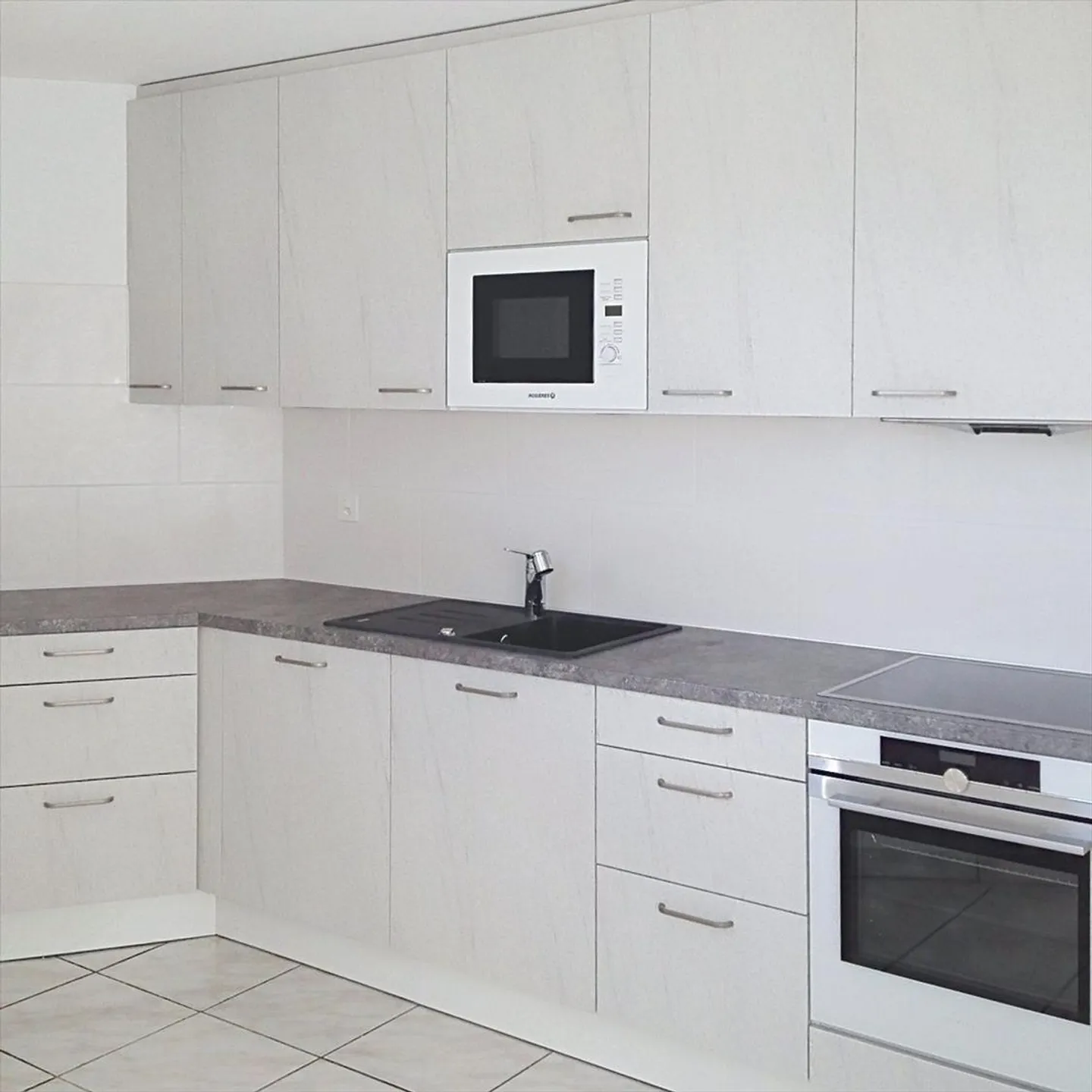 Magnifico appartamento di 3,5 stanze con camino a Clarens - Foto 10 di 18