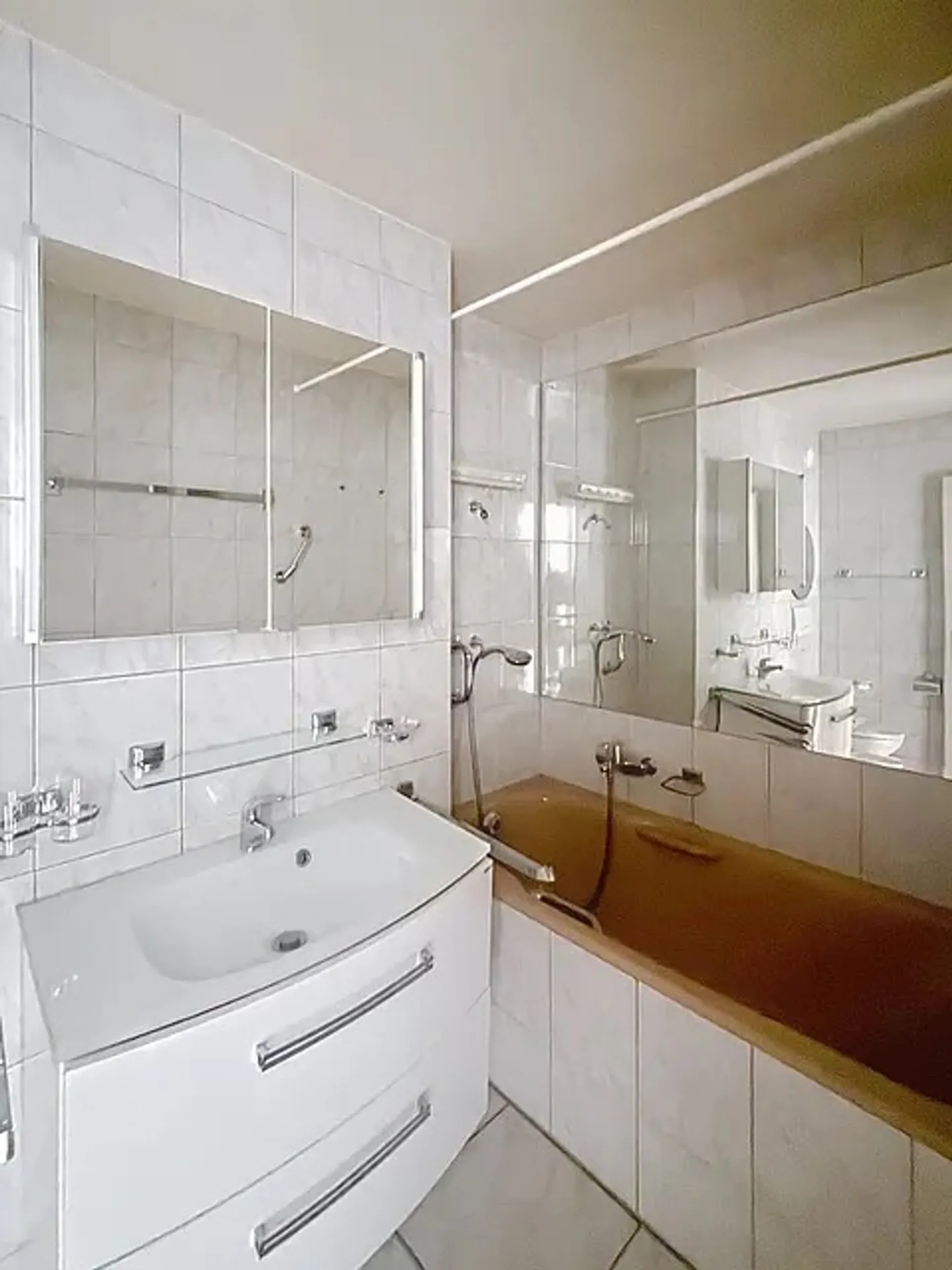 Magnifico appartamento di 3,5 stanze con camino a Clarens - Foto 11 di 18