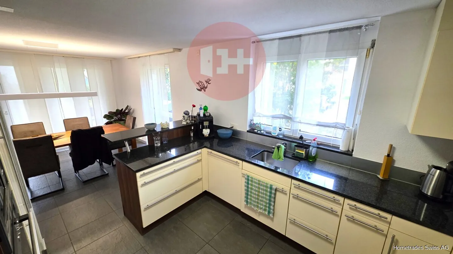 A Dream in the Middle of Lyss! Spacious Ground Floor Apartment! - Photo 4 of 7
