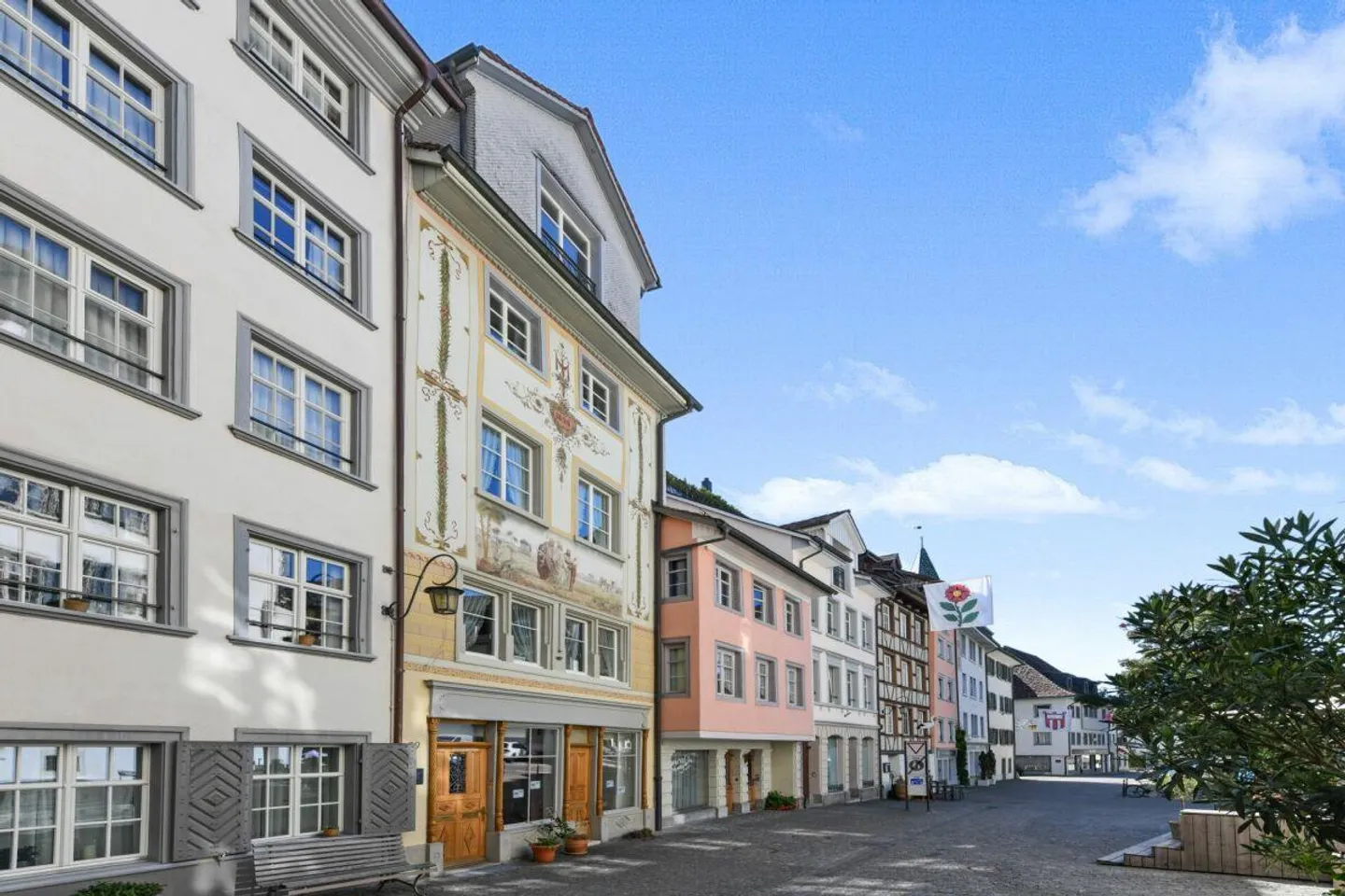 Il fascino incontra la vista panoramica - unica maisonette nel cuore di Wil SG - Foto 29 di 30