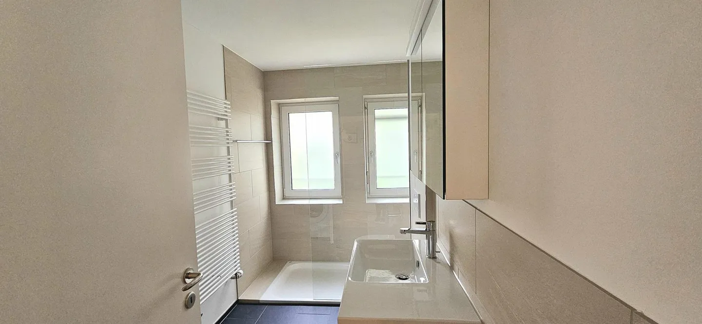 Wood Side - Appartamento 2.5 locali in posizione privilegiata a Zurigo - Foto 8 di 12