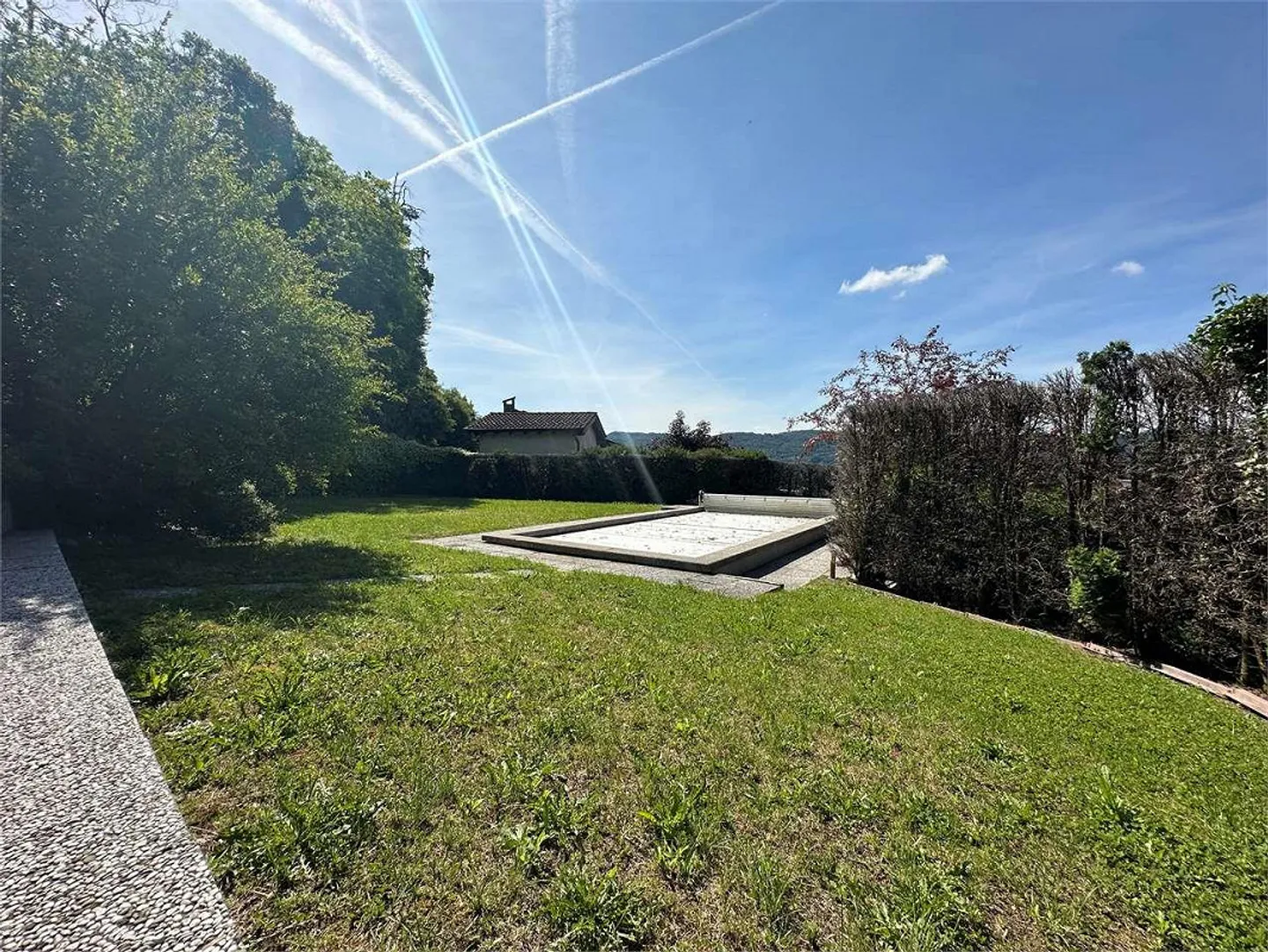 Wunderschöne Einfamilienvilla mit Pool in Morbio Inferiore, exklusiv - Foto 1 von 13